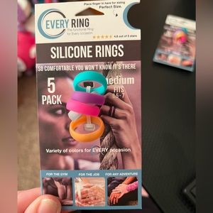 NWT EveryRing Silicone Bands 5pk Sz 6.5 - 7